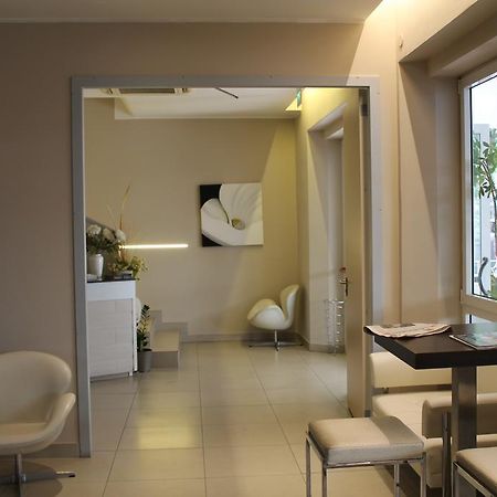 רימיני Hotel Sant'Elena מראה חיצוני תמונה