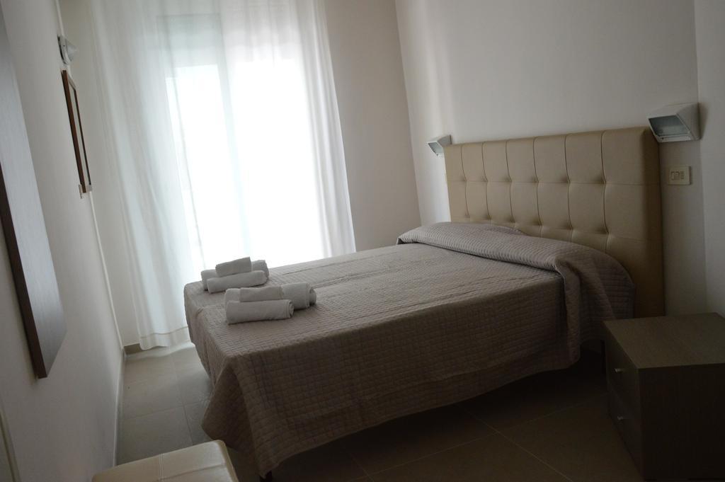 רימיני Hotel Sant'Elena חדר תמונה