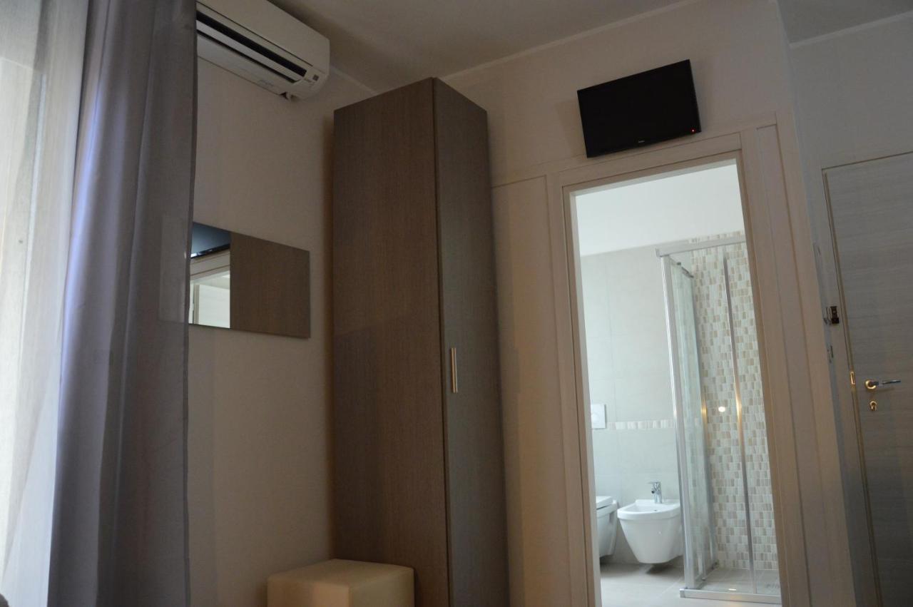 רימיני Hotel Sant'Elena חדר תמונה